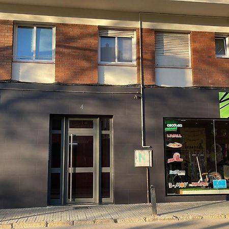 Cadillac Lujo Total Sin Pasar Por Un Hotel Cornellà de Llobregat Buitenkant foto